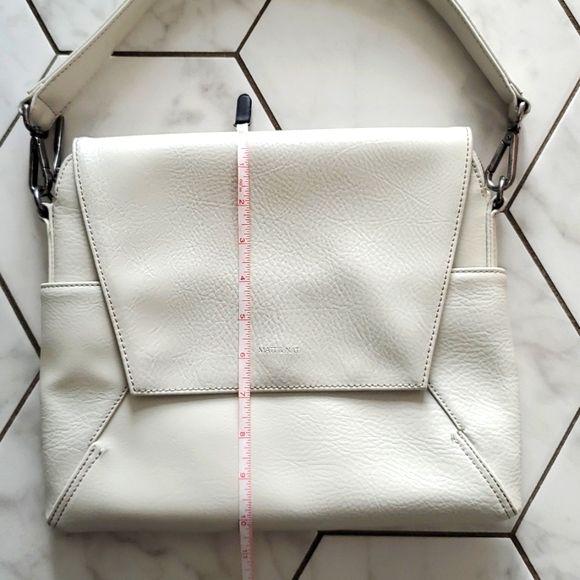 Matt & Nat Vegan Hobo Bag - Picture 13 of 14